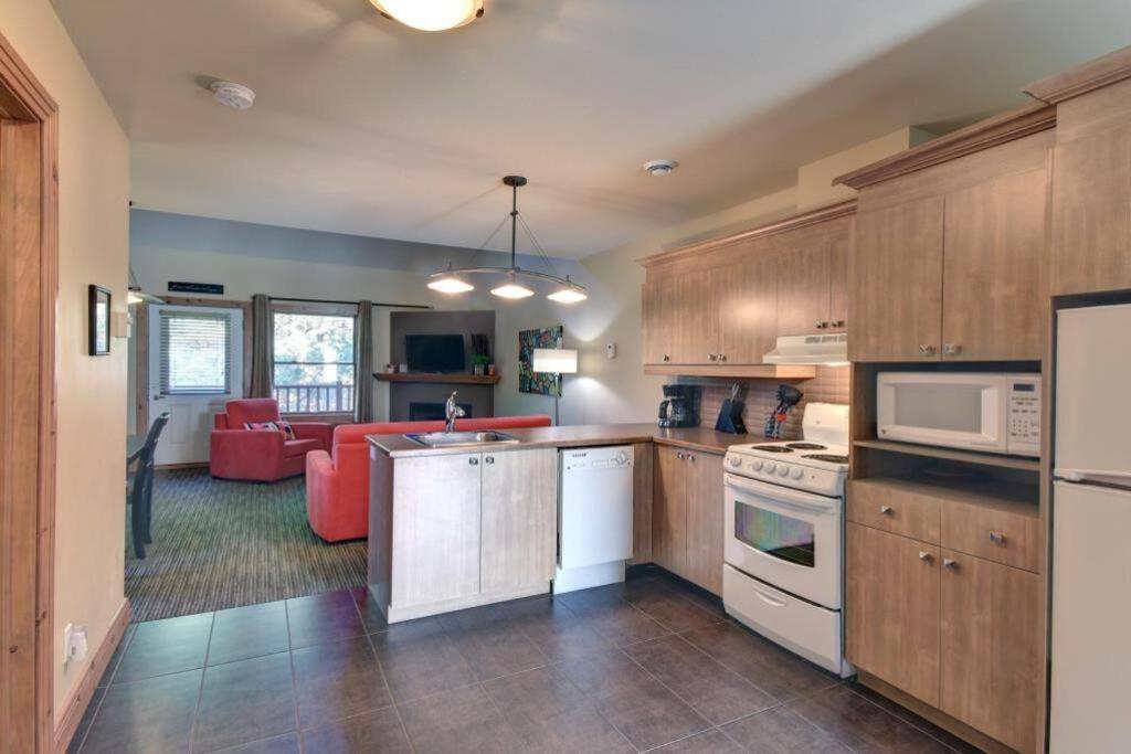 Tremblant Chalet Walking Distance From Activities Mont-Tremblant Bagian luar foto
