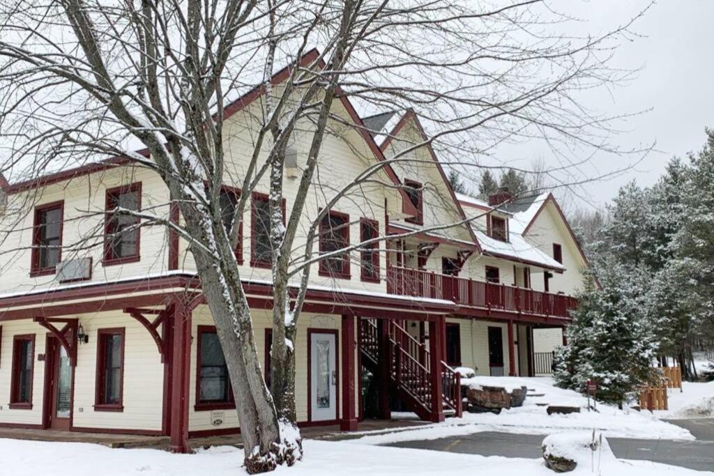 Tremblant Chalet Walking Distance From Activities Mont-Tremblant Bagian luar foto