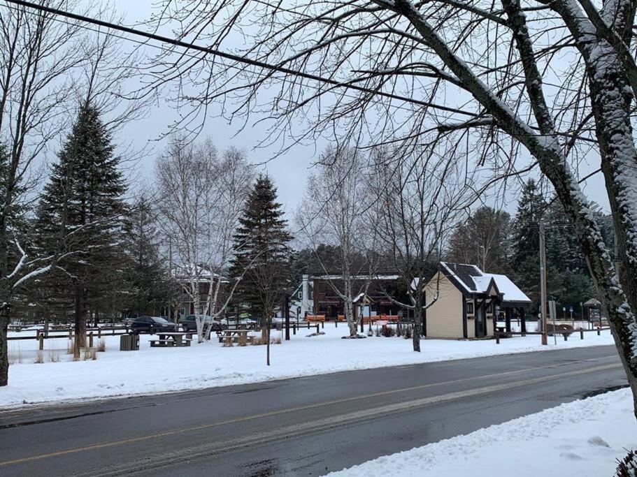 Tremblant Chalet Walking Distance From Activities Mont-Tremblant Bagian luar foto